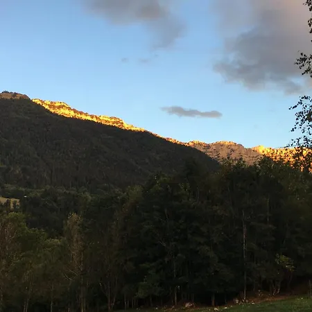 Hotel Maison Bucolique En Chartreuse 3*